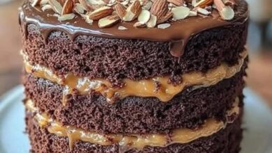 How to Make a Chocolate Caramel Almond Cake: A Step-by-Step Guide